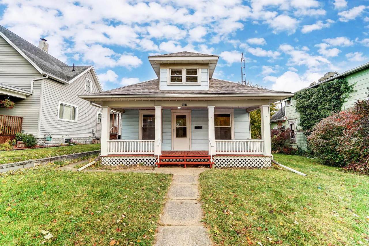 1594 Warder Street - Photo 1
