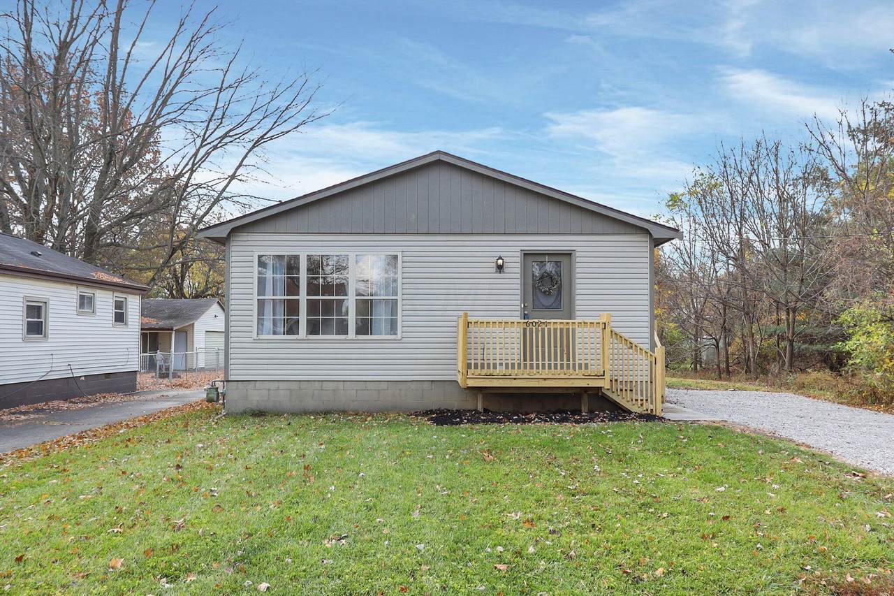 6021 Roselawn Avenue - Photo 1