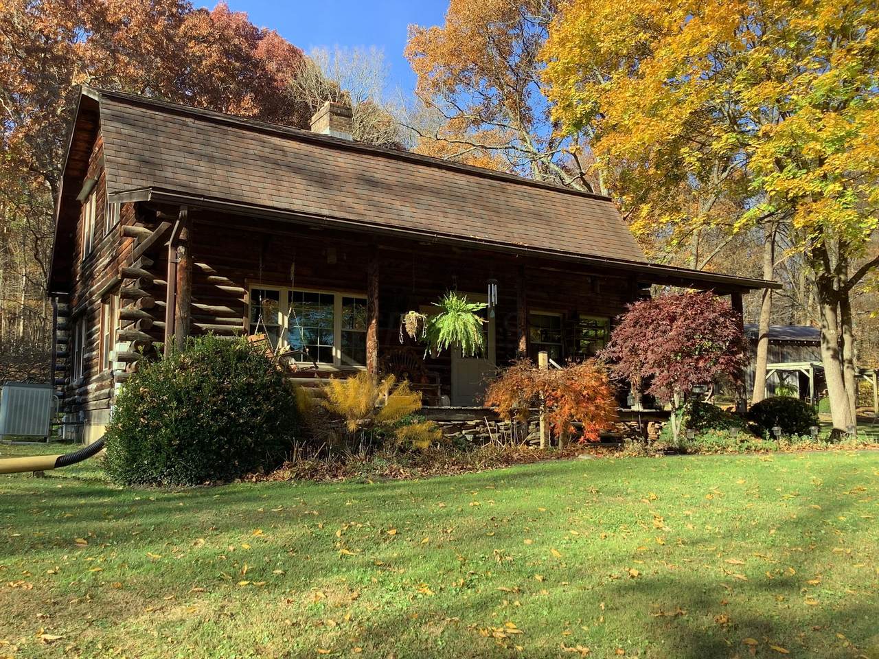 2517 Rocky Road - Photo 1