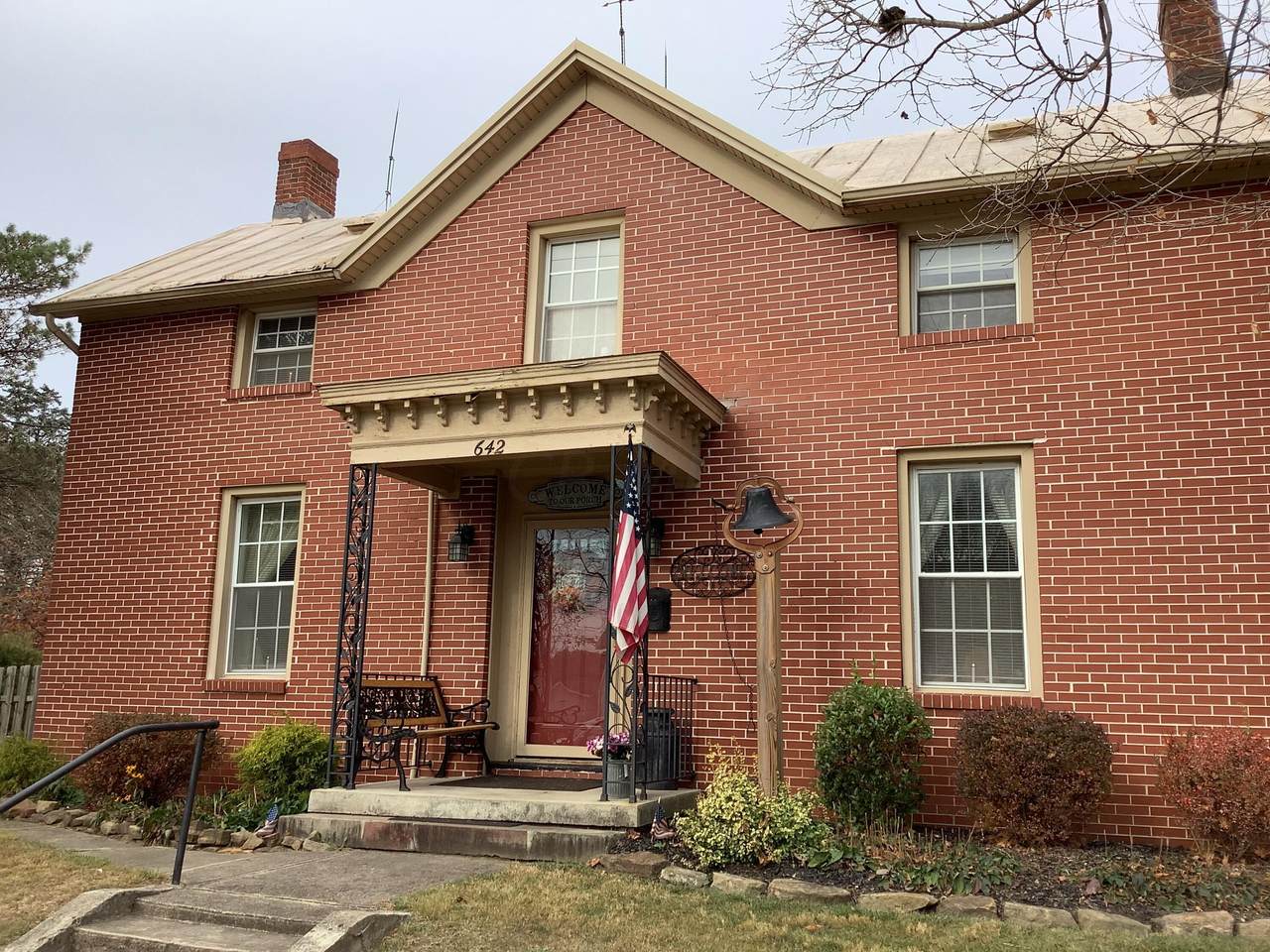642 Mound Street - Photo 1