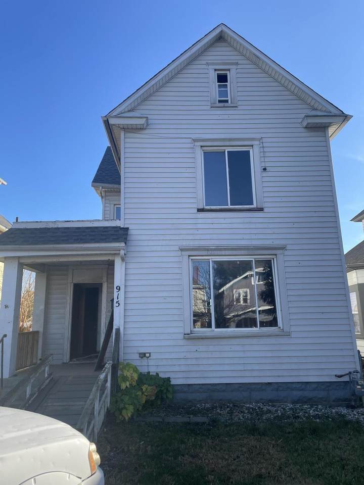 915 Rich Street - Photo 1