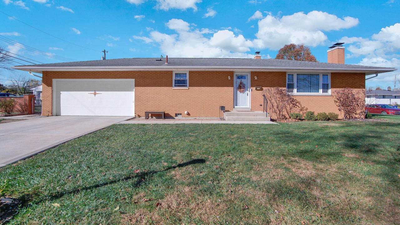 2753 Rosedale Avenue - Photo 1