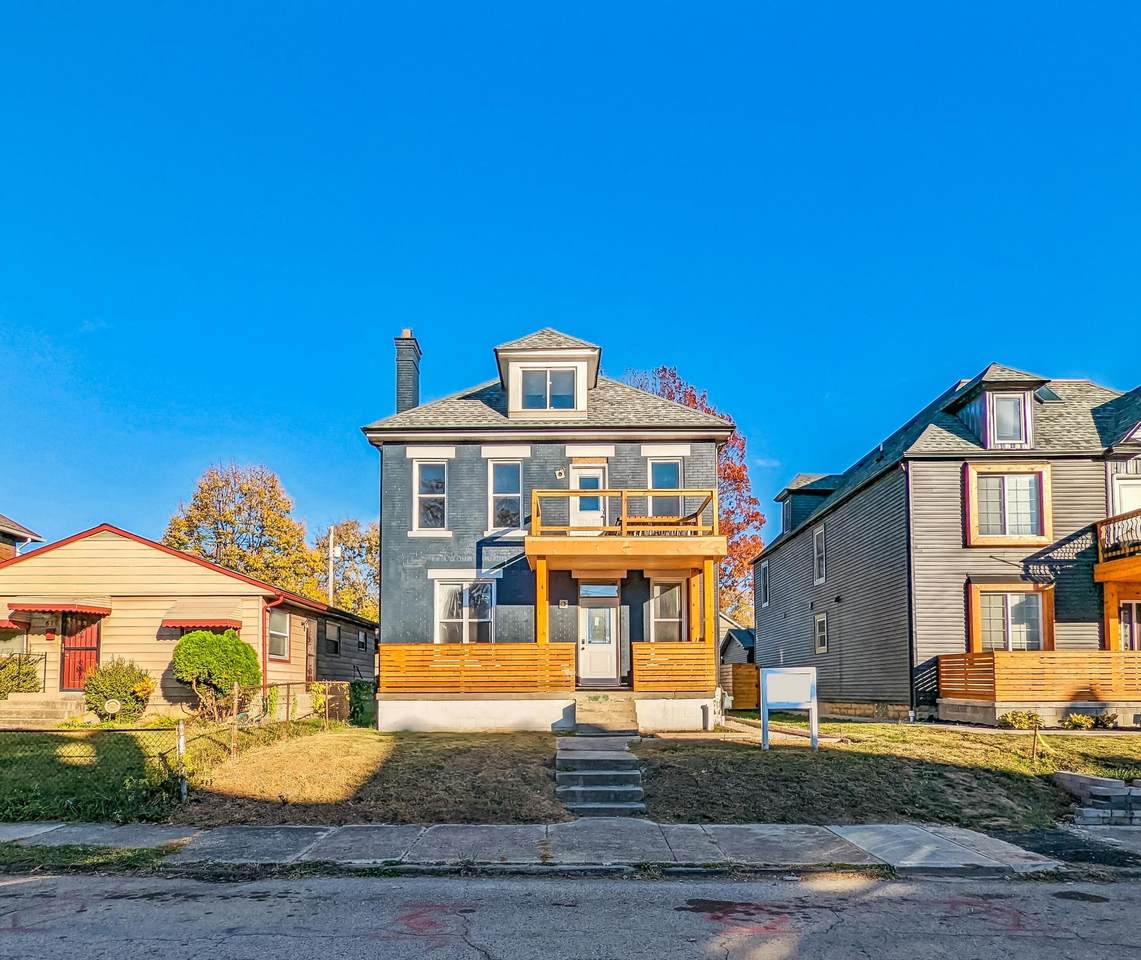 674 Gilbert Street - Photo 1