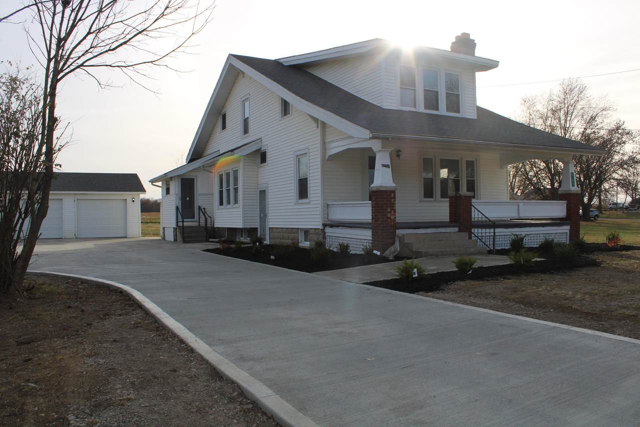 4157 Main Street - Photo 1