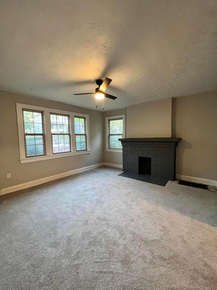 133 Blake Avenue - Photo 1