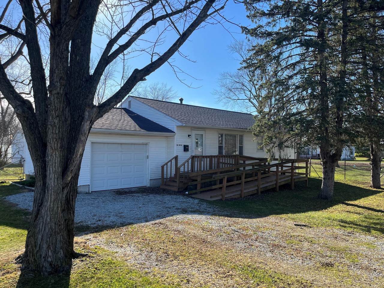 384 Glad Street - Photo 1