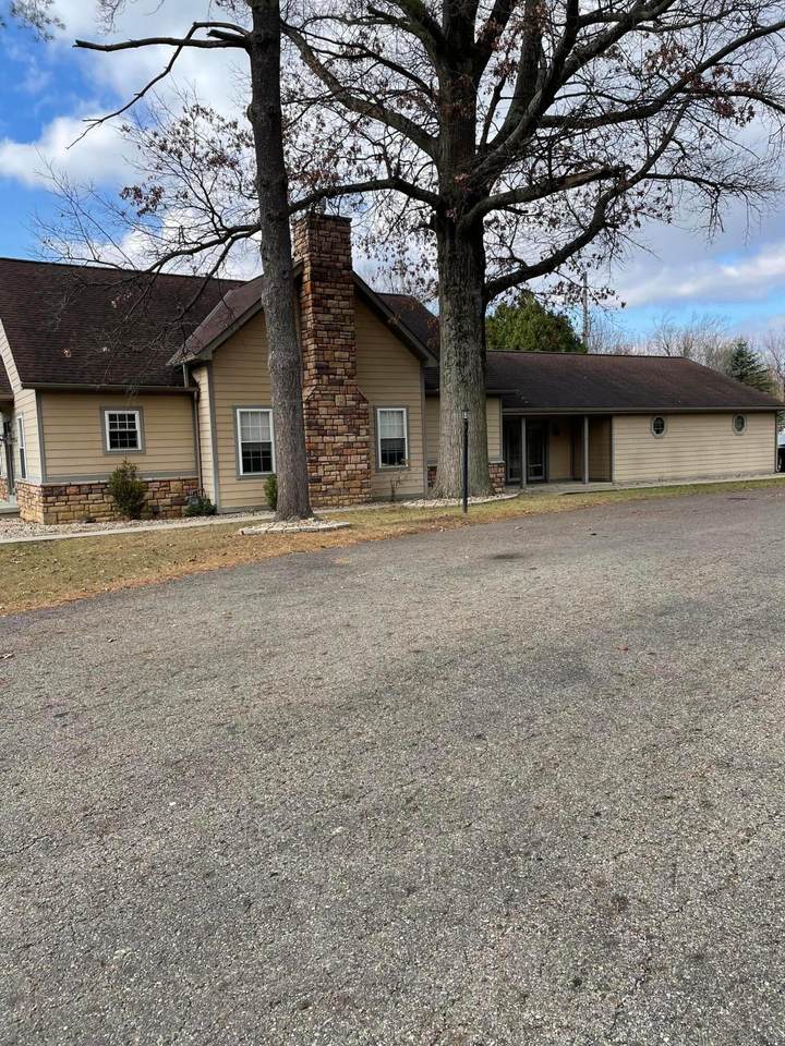 7698 Rodebaugh Road - Photo 1