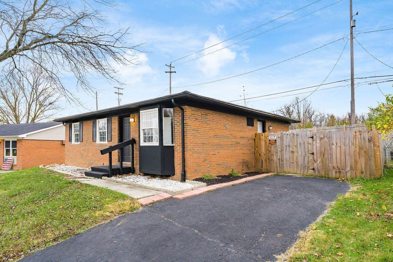 2909 Rivercliff Road - Photo 1