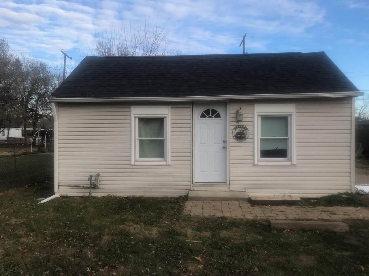 436 Woodlawn Avenue - Photo 1