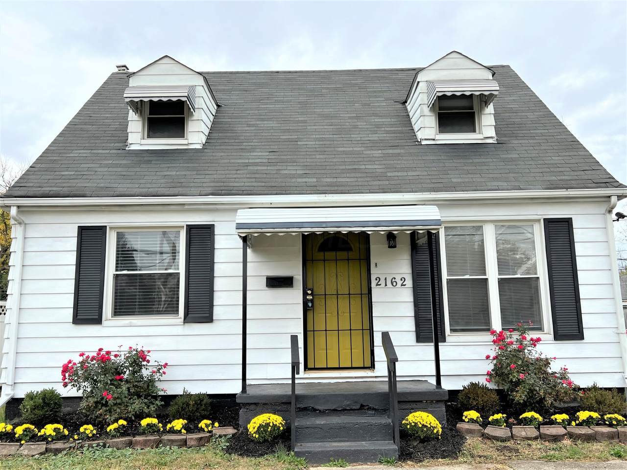 2162 Mound Street - Photo 1