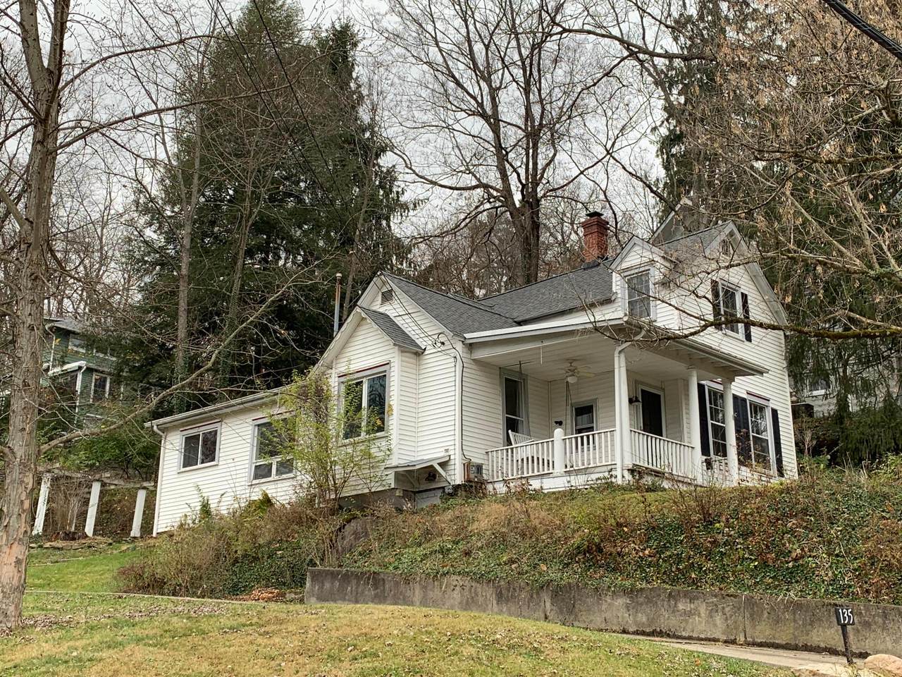 135 Thresher Street - Photo 1