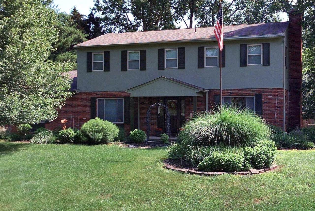 546 Old Farm Road - Photo 1