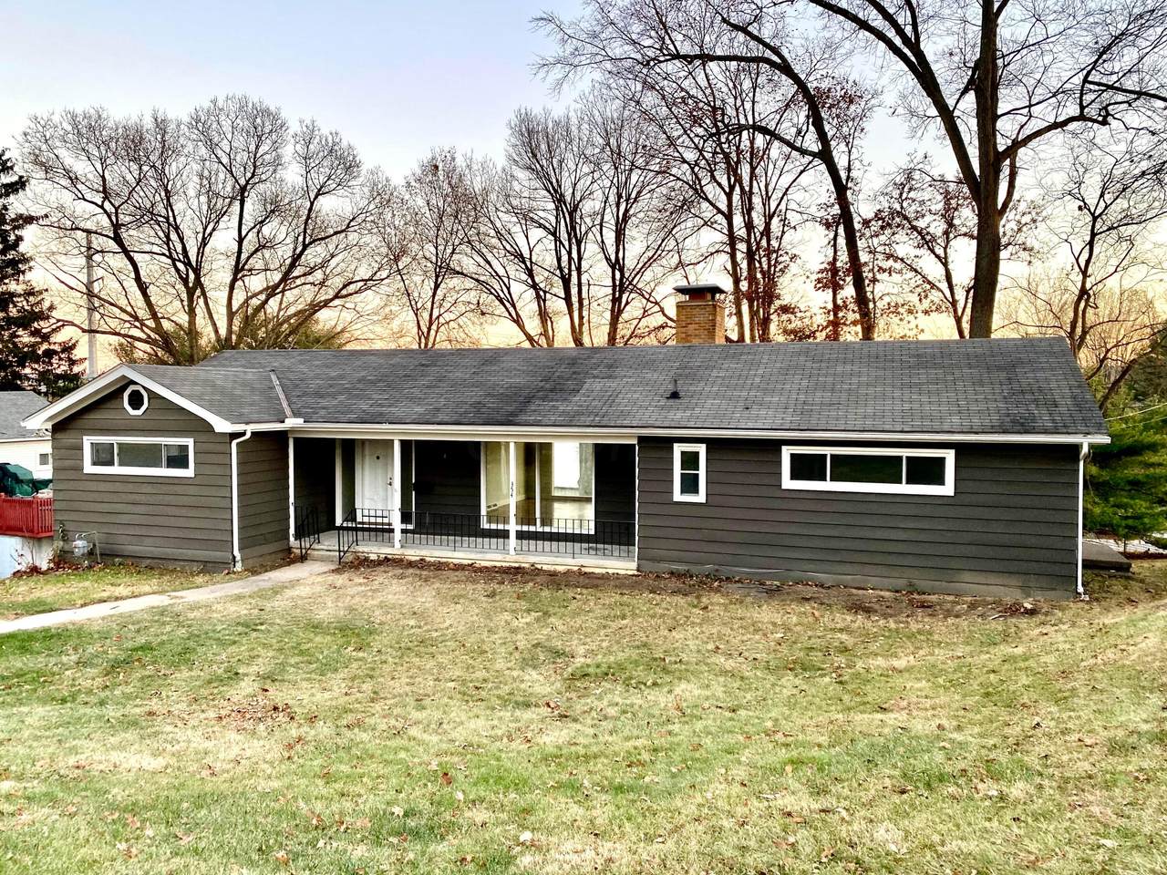 354 Kemper Avenue - Photo 1