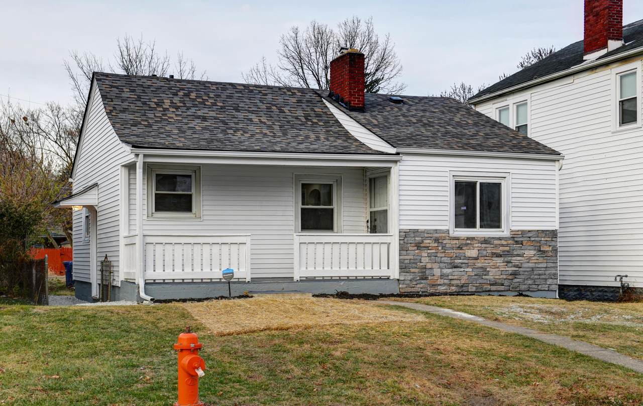 1346 Loretta Avenue - Photo 1
