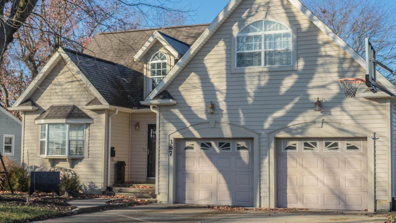 387 Ely Street - Photo 1