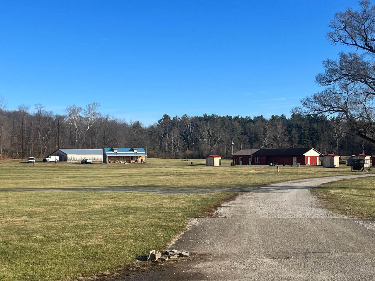 37200 Hocking Drive - Photo 1