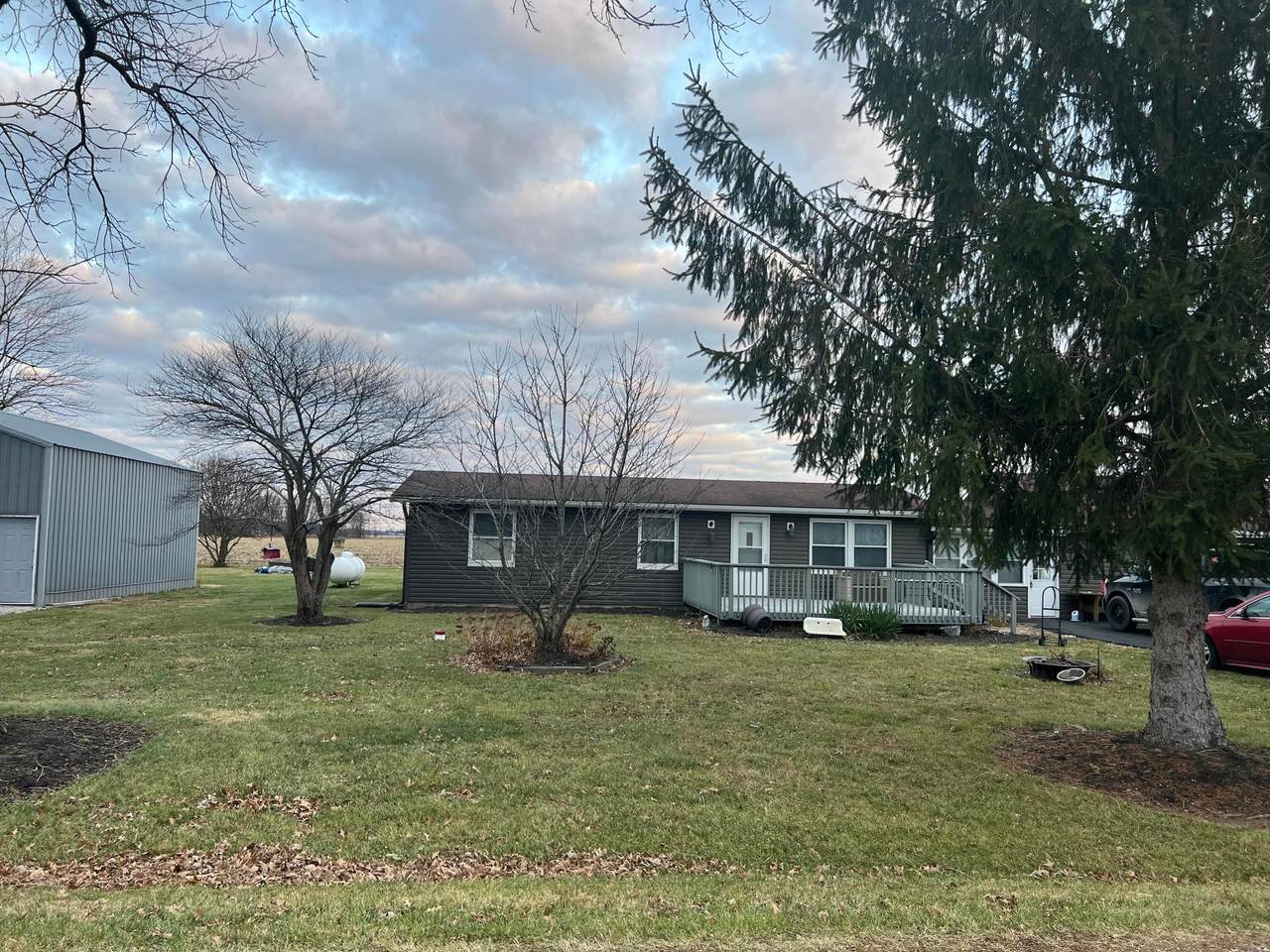 5815 Township Road 60 - Photo 1