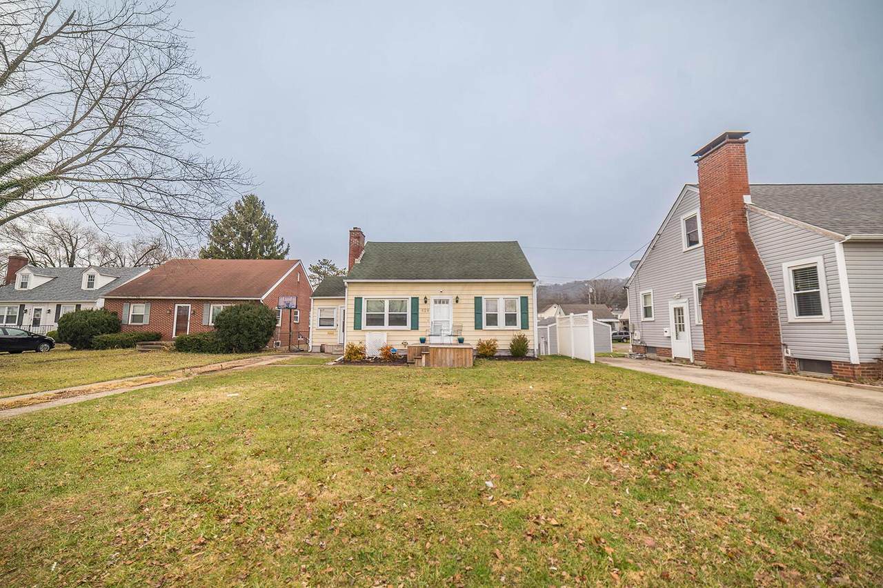 629 Edgewood Avenue - Photo 1
