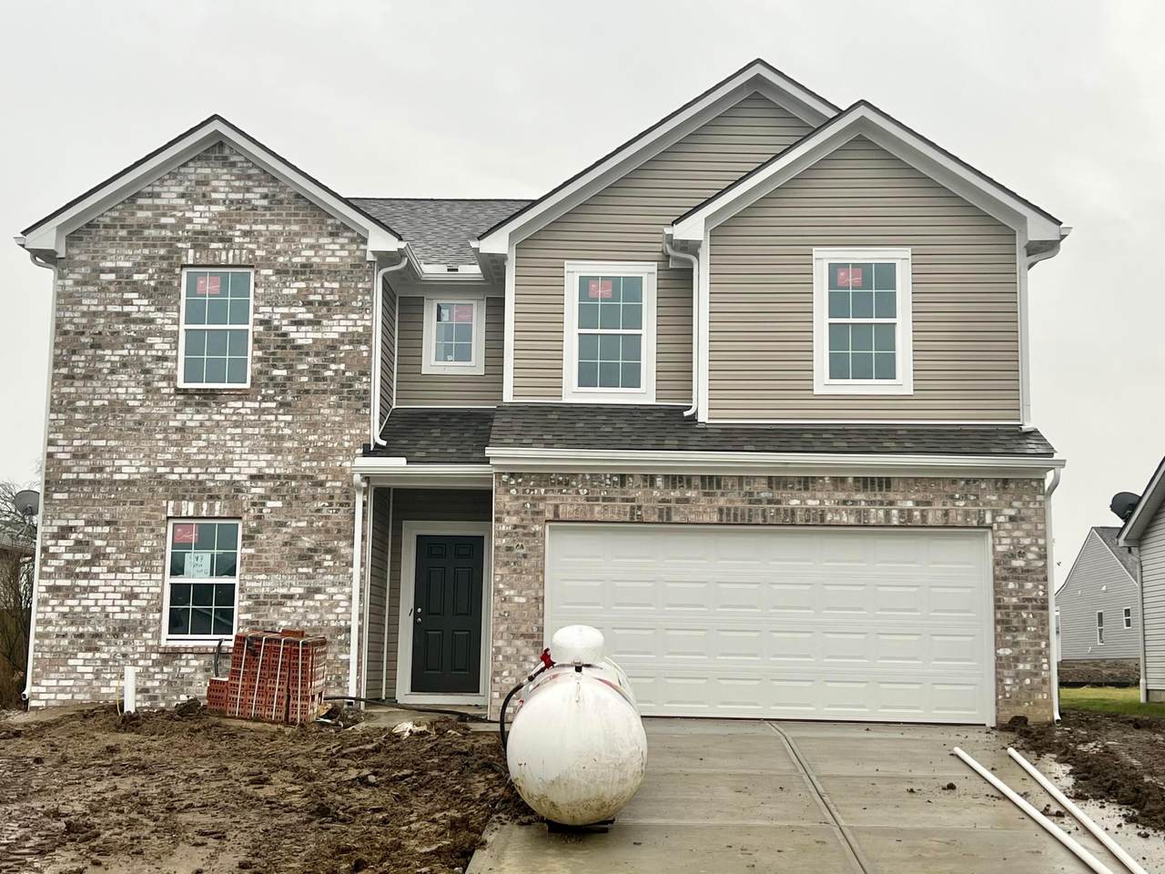447 Bren Drive - Photo 1