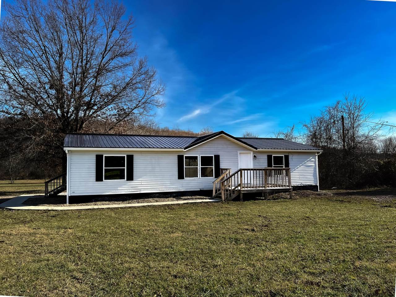 481 Graves Road - Photo 1