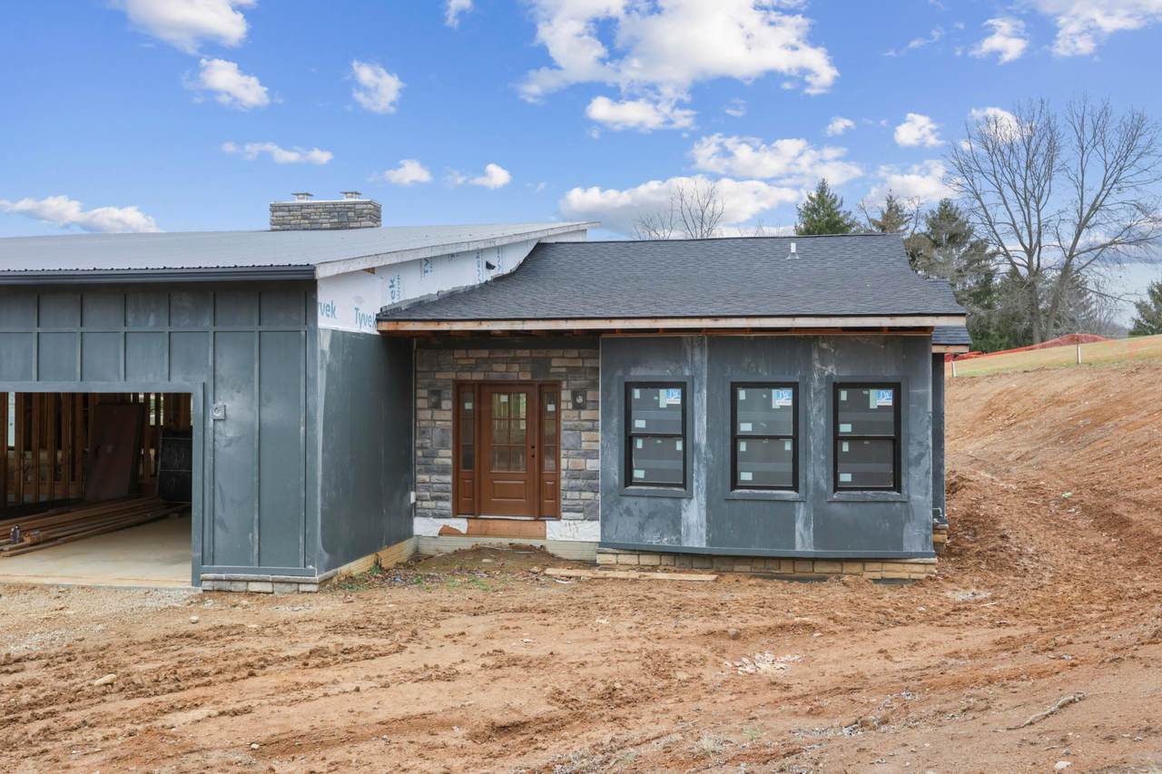630 Spring View Way - Photo 1