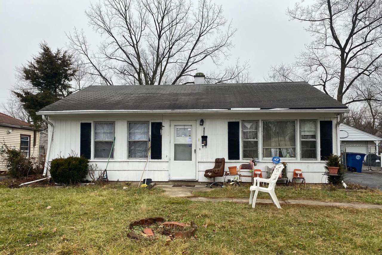 4655 Hillcrest Avenue - Photo 1