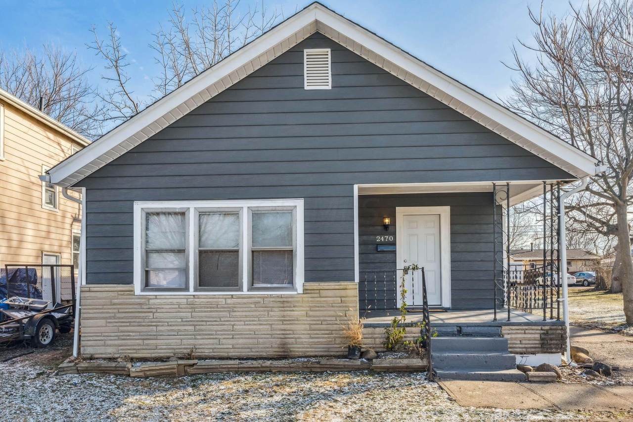 2470 Azelda Street - Photo 1