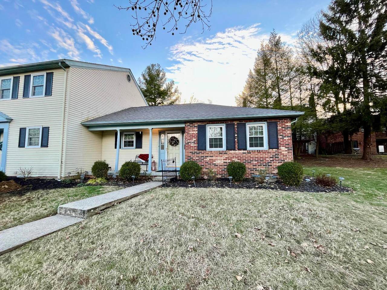 313 Constitution Drive - Photo 1