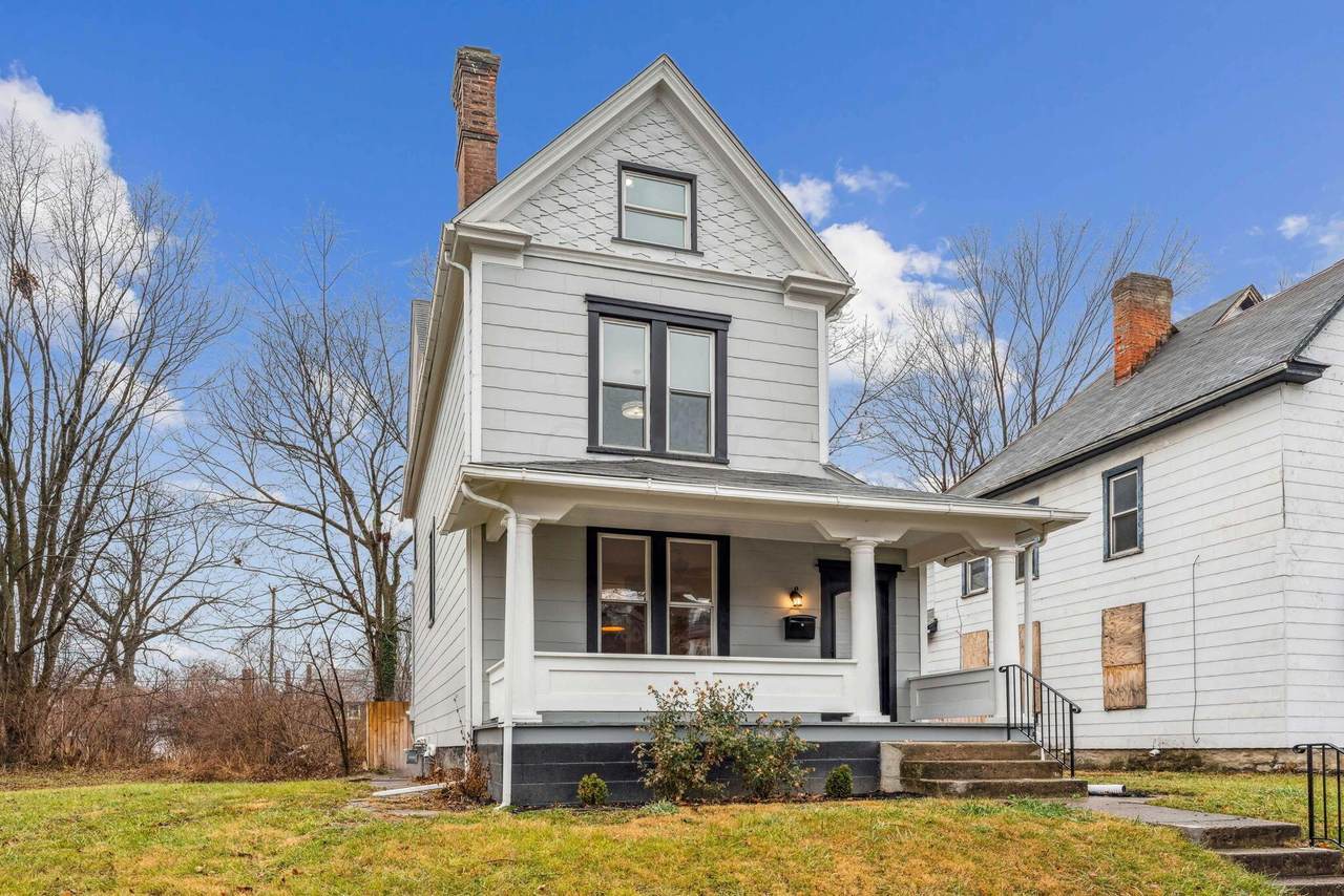 713 Champion Avenue - Photo 1