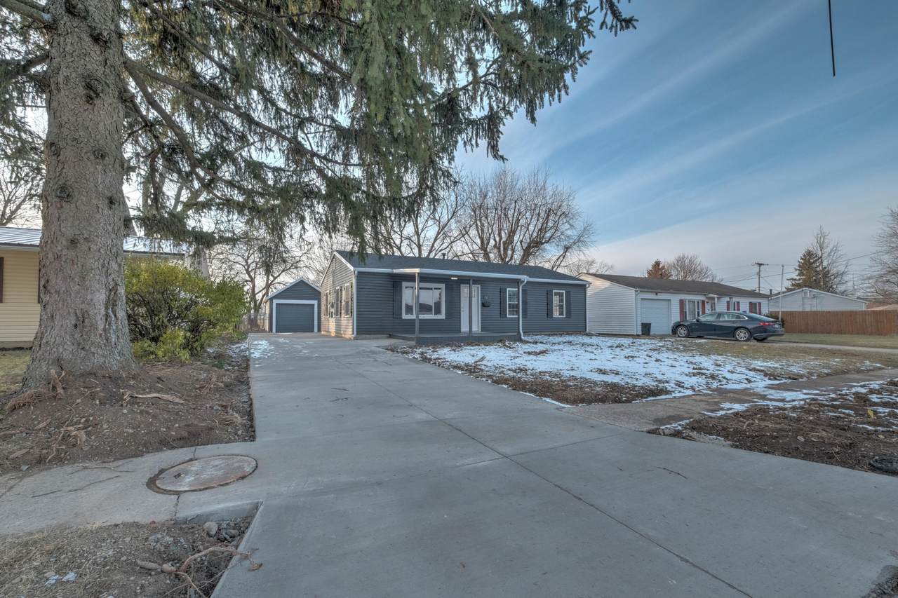 785 Richmond Avenue - Photo 1
