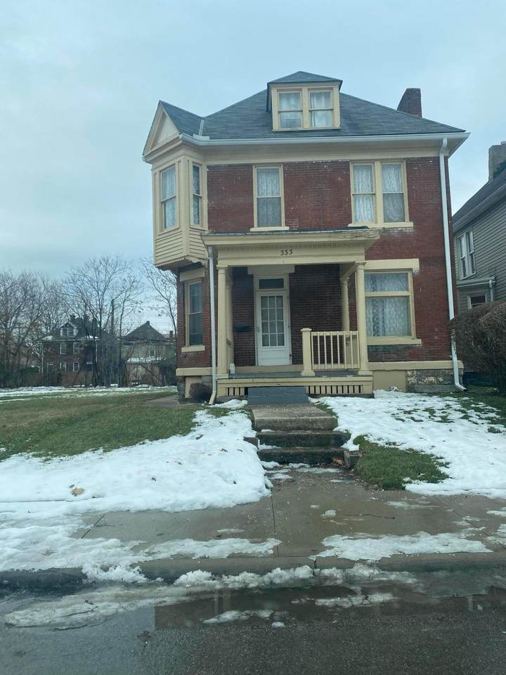 333 Monroe Avenue - Photo 1