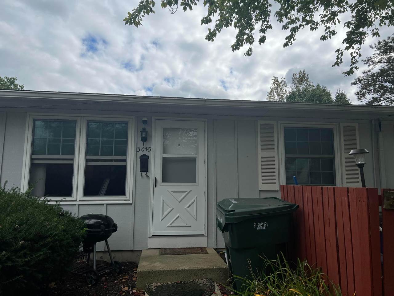 3045 La Vista Drive - Photo 1