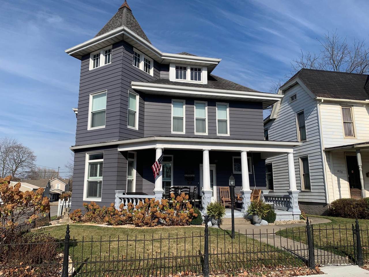 402 Main Street - Photo 1