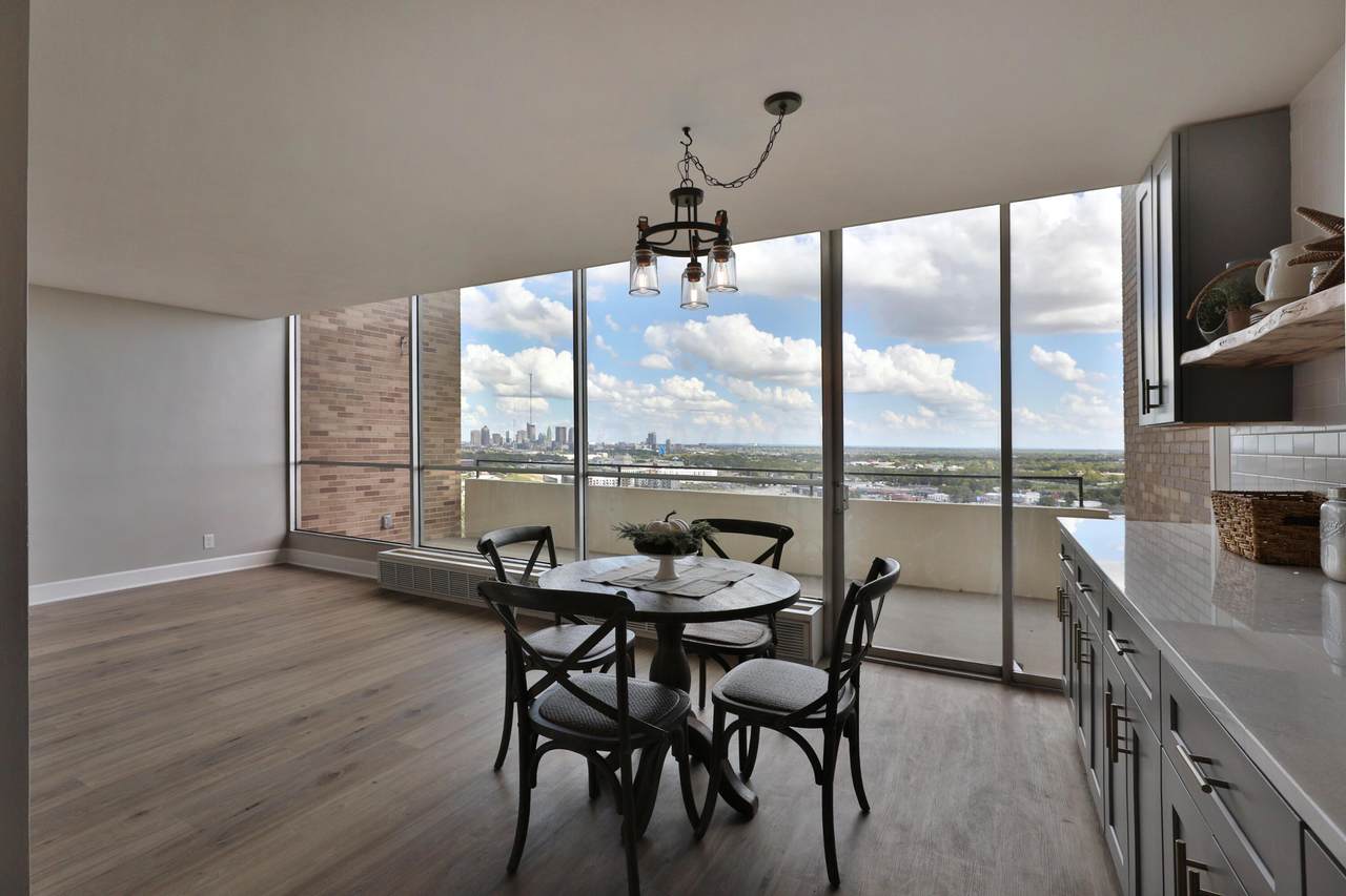 1000 Urlin Avenue - Photo 1