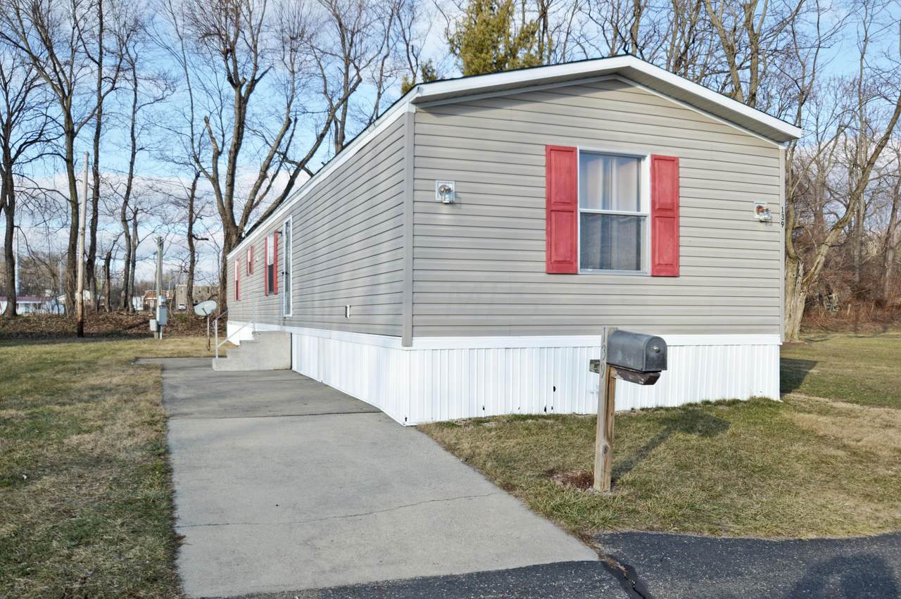 1570 Main - Photo 1