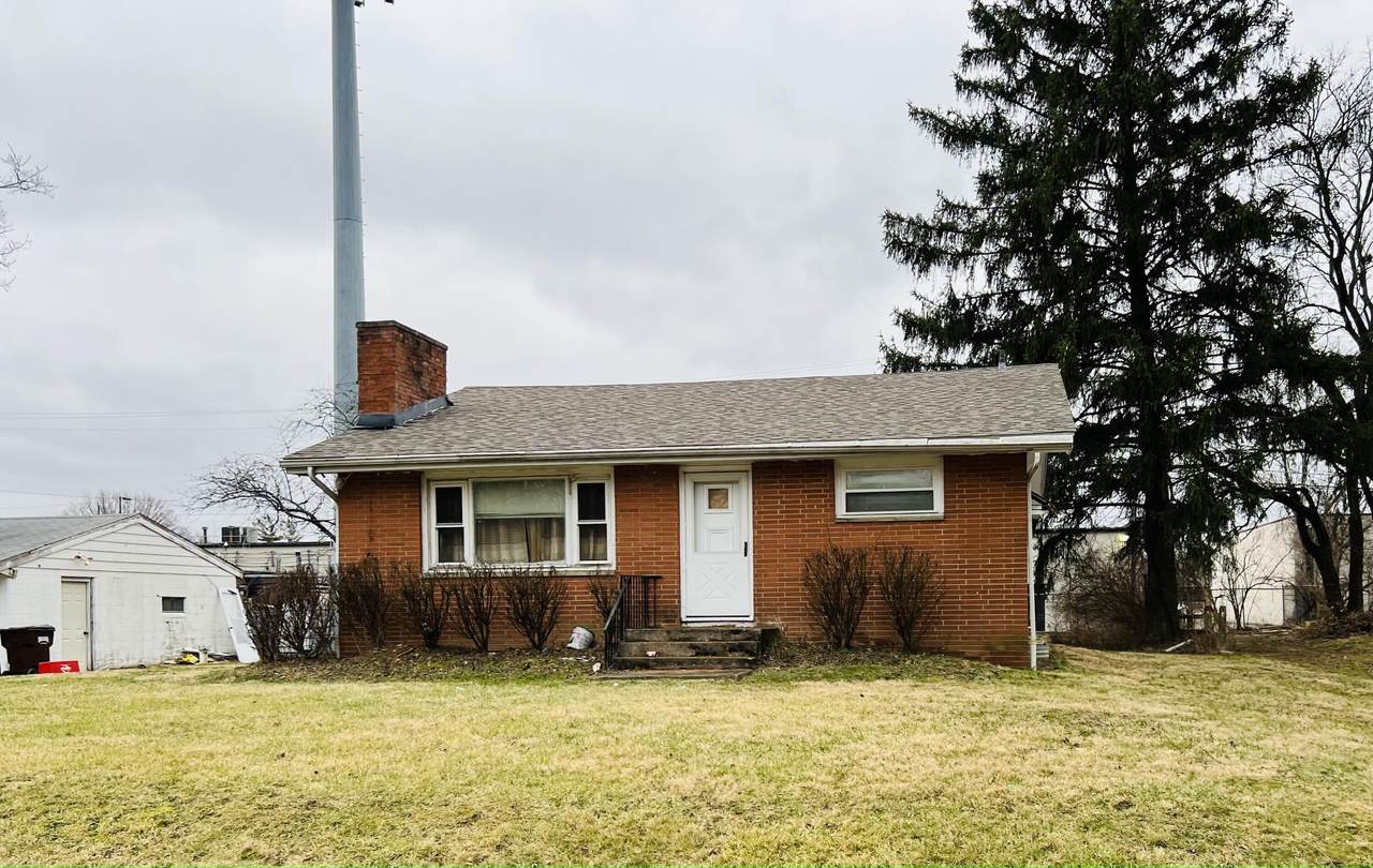 2561 Adda Avenue - Photo 1