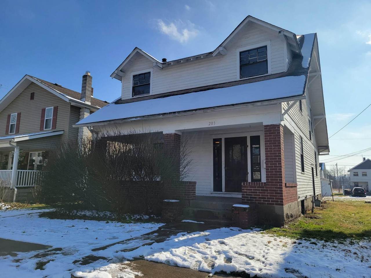 283 Robbins Drive - Photo 1