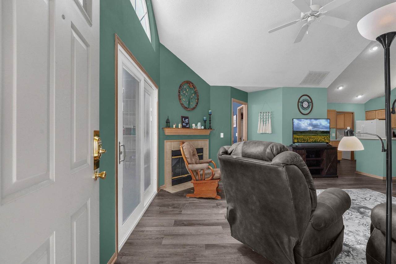 https://bt-photos.global.ssl.fastly.net/columbus/1280_boomver_1_224030435-2.jpg