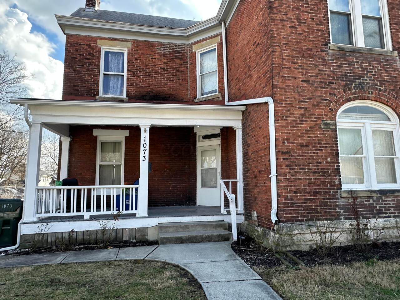 1073 Cable Avenue - Photo 1