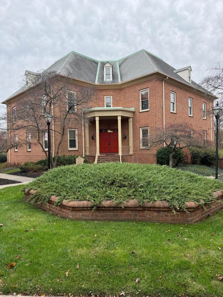 134-B1 Northwoods Boulevard - Photo 1
