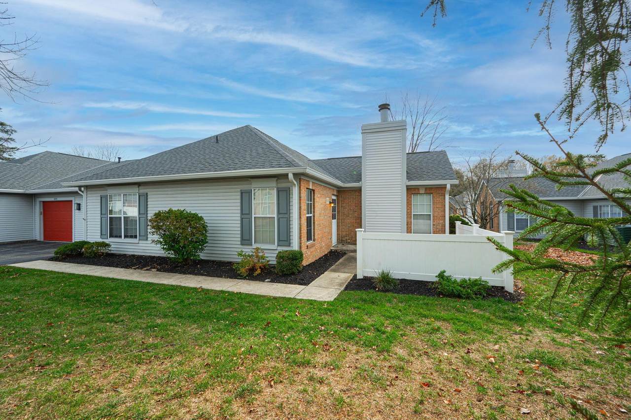 5001 Deer Forest Place - Photo 1