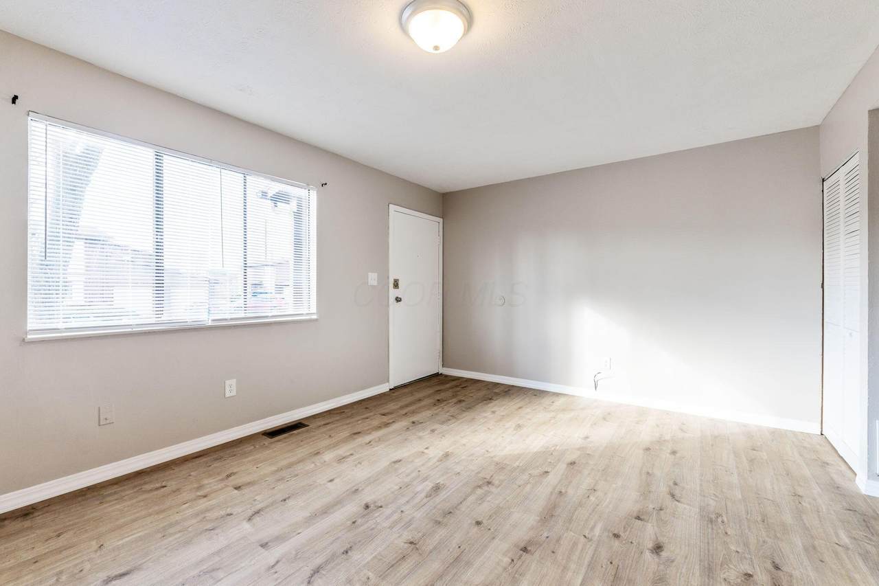 3136-C Easthaven Drive - Photo 1