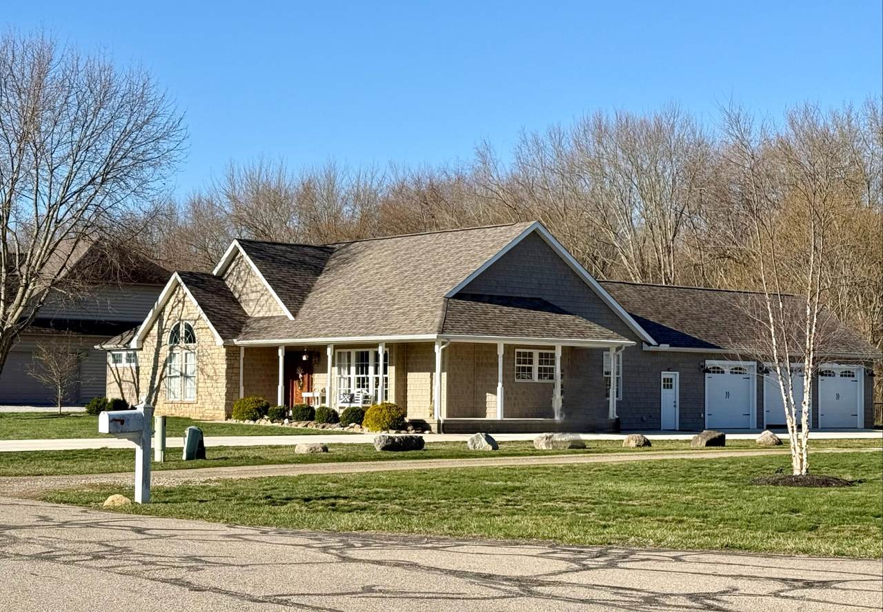 13861 Crescent Cove Avenue - Photo 1