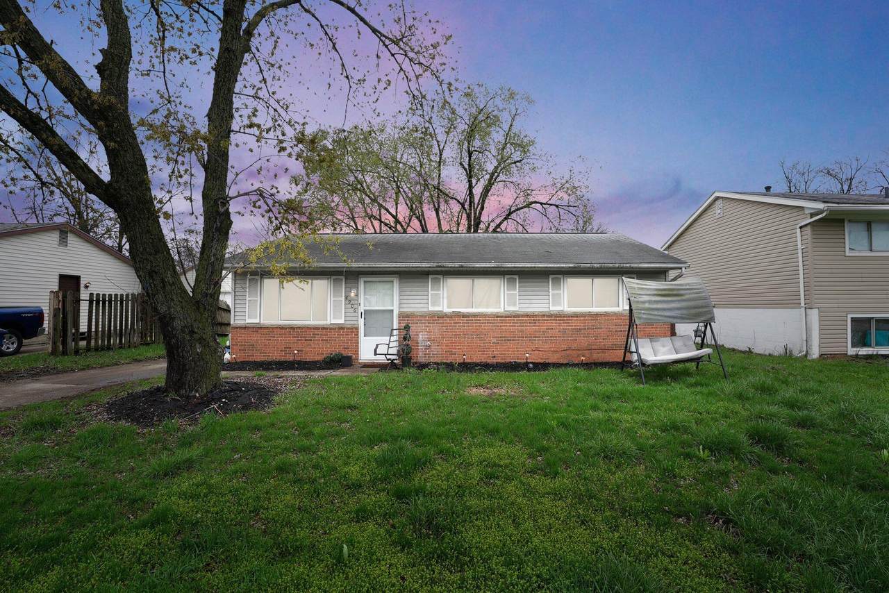4906 Refugee Road - Photo 1