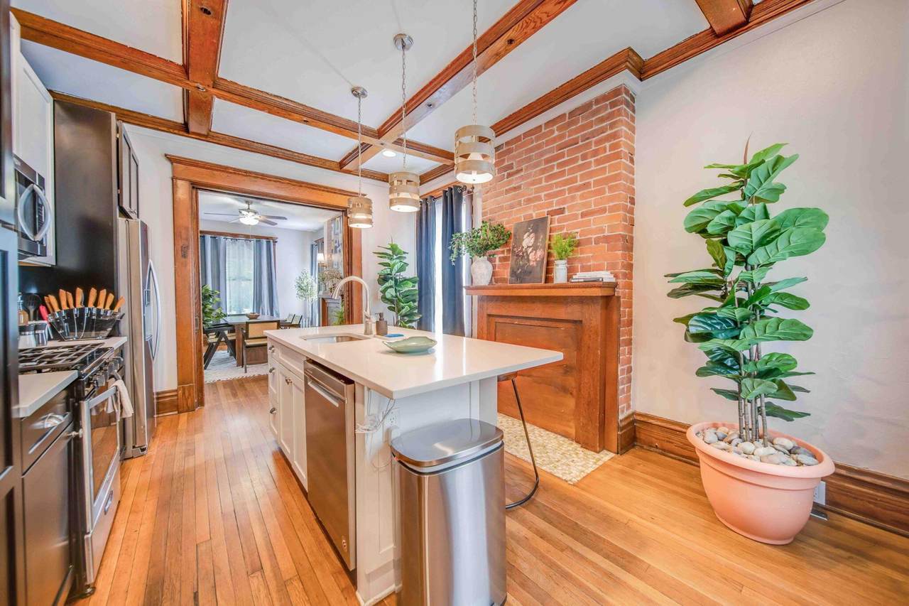 2083 4th Street - Photo 1
