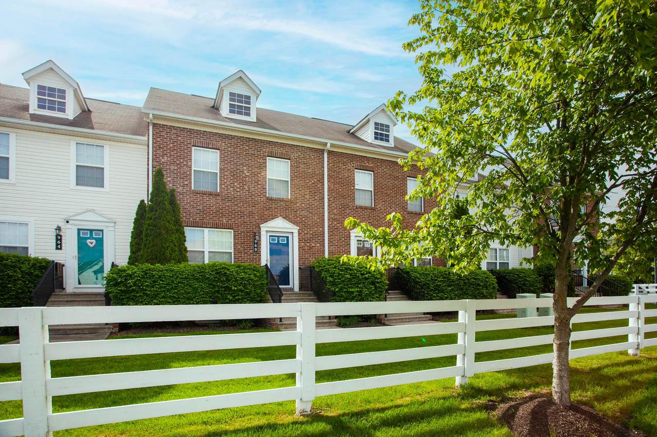 960 Hartford Village Boulevard - Photo 1