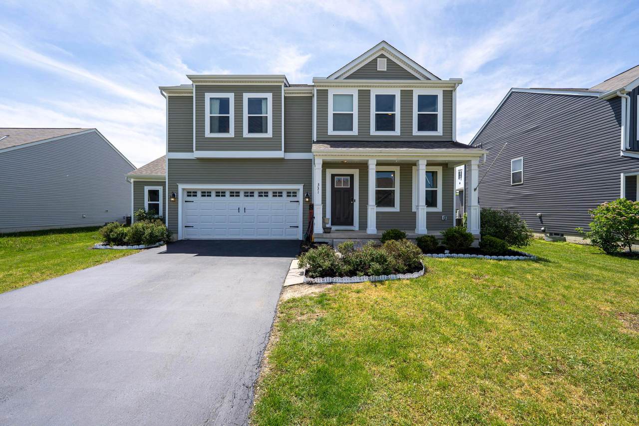 331 Hardwood Avenue - Photo 1