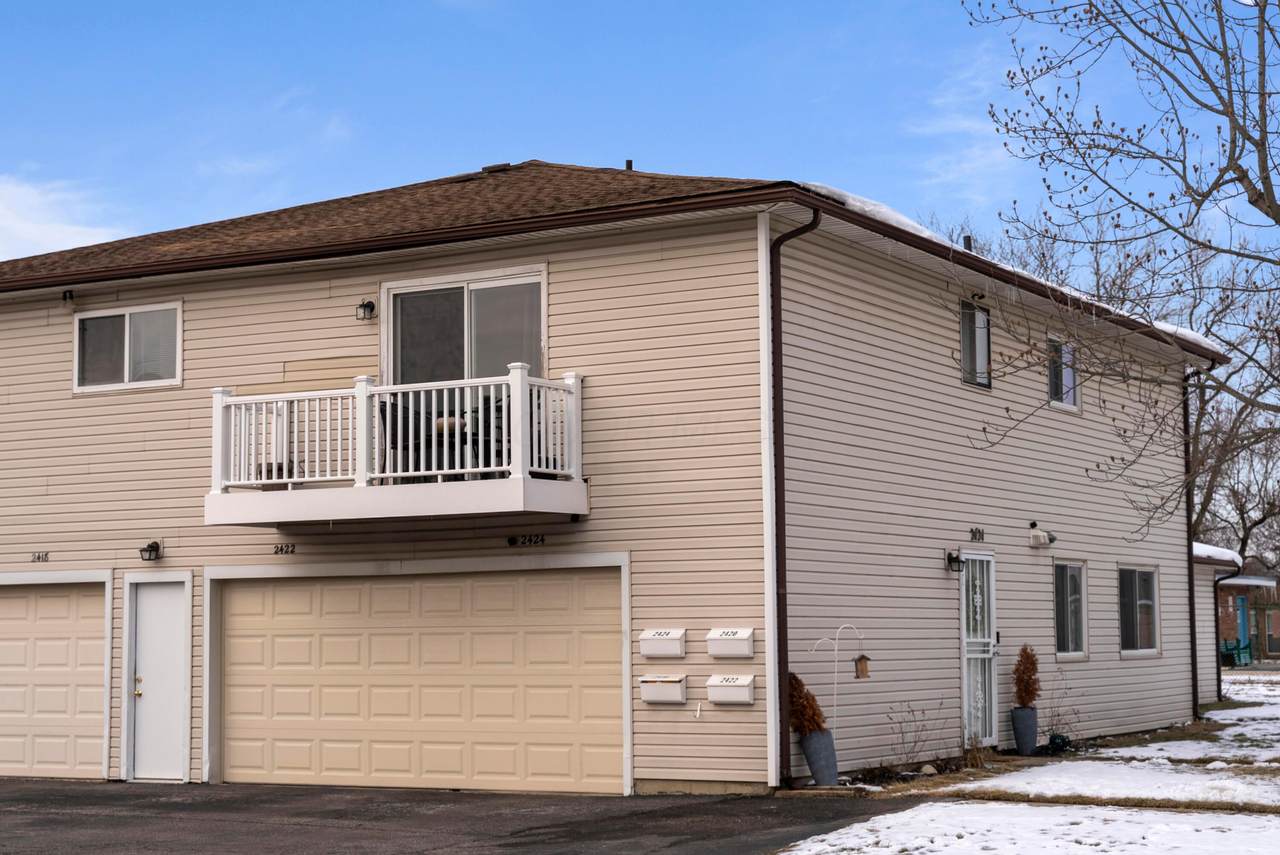 2424 Ravenel Drive - Photo 1