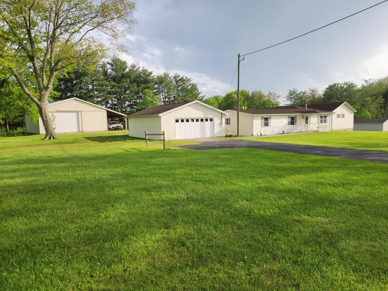 5747 Clinton Street - Photo 1