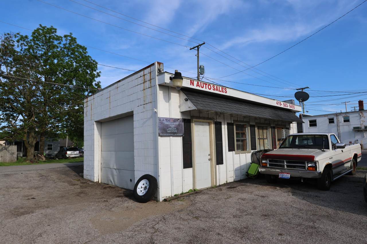 322 Sandusky Avenue - Photo 1